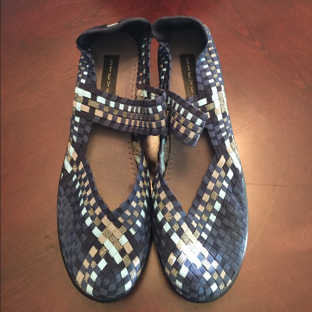 STEVE MADDEN MULTI-BLUE SANDALS